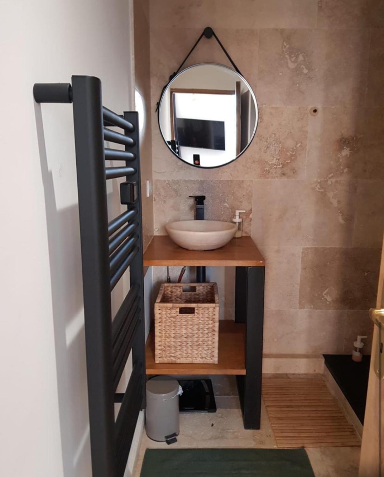 Central And Comfortable Studio, Near Train Station Marseille Ngoại thất bức ảnh