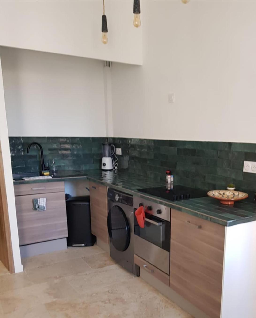Central And Comfortable Studio, Near Train Station Marseille Ngoại thất bức ảnh